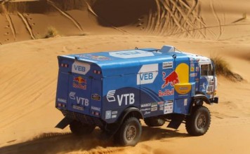 «КАМАЗ-Мастер» продолжает лидировать в зачете грузовиков после третьего этапа «Африки»
