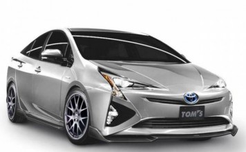 Land Cruiser 200 и Prius обновили внешность