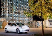 Хакер «взломал» Leaf