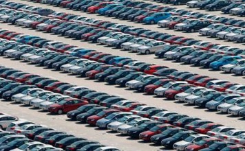 PwC: в 2016 году российский авторынок может упасть на 14%