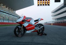 Mahindra Racing выставила напоказ гоночный байк MGP30 в Индии