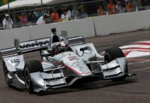 INDYCAR: Монтойя выигрывает в Сент-Питерсберге, Алешин становится пятым
