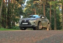 Граница смелости: тест Lexus RX350