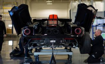 Новый Ford GT сначала боссам