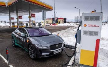 Свободные от бензина: сколько электромобилей в России